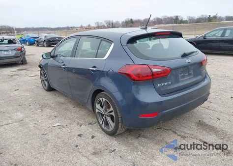2016 Kia Forte Ex z USA, uszkodzony, nr VIN KNAFX5A82G5546137